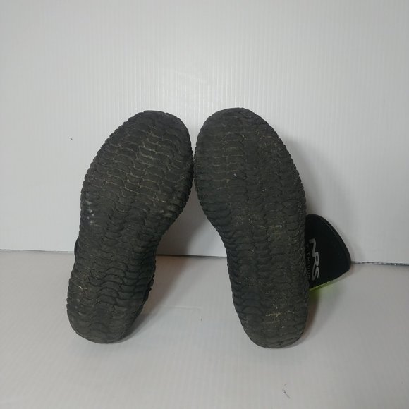 NRS Titanium Neoprene Scuba Booties - Size 3 - Pre - Picture 3 of 6